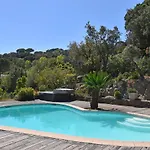 Semesterbostad Vue Jardin Sainte-Maxime