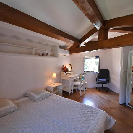 Vue Jardin Holiday home *